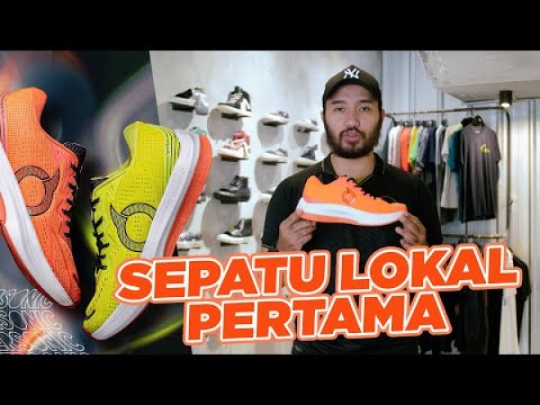 TOPSCORESPORT, TOPSCORE BANDUNG,TOPSCORE TANGGERANG, TOPSCORE BEKASI, TOSPCORE SEMARANG, TOPSCORE SURABAYA, sepatu futsal murah, sepatu bola murah, sepatu bola Ortuseigh,